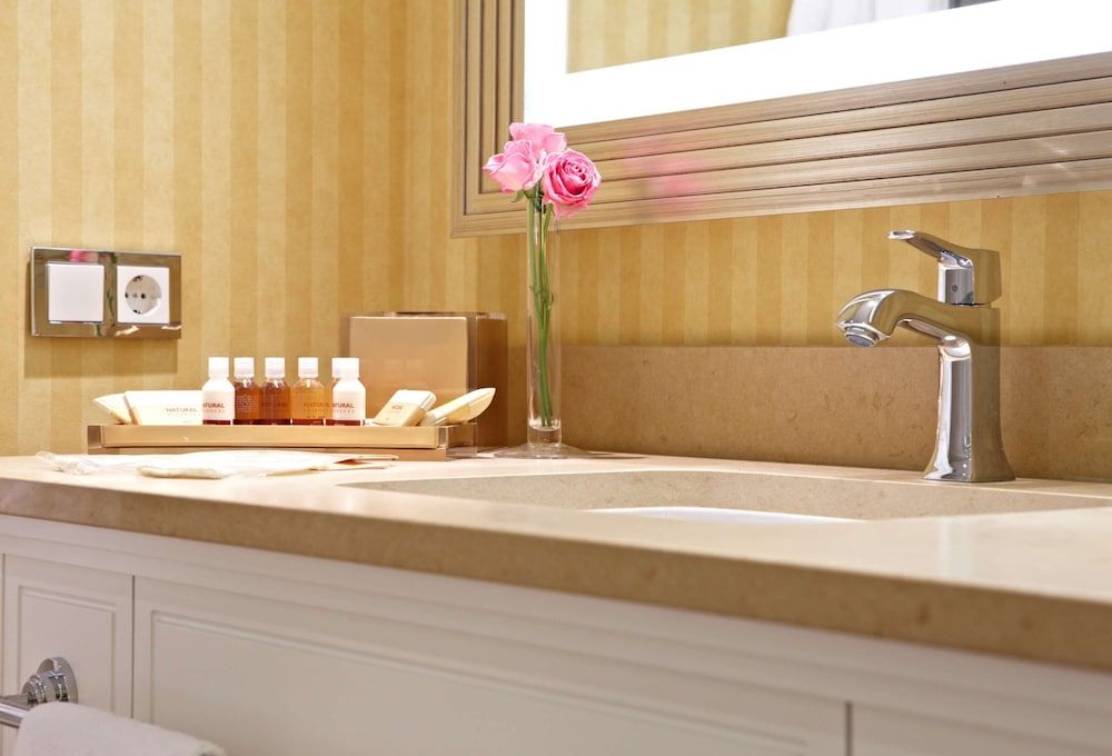 Steigenberger Grandhotel & Spa Superior Room 4