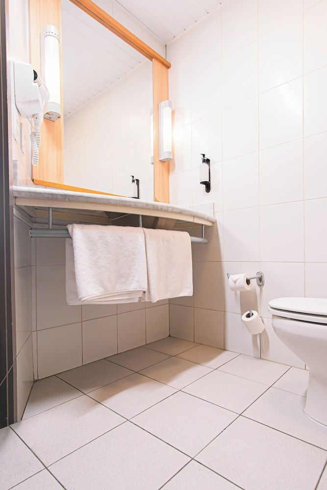 Nobile Inn Santiago Standard Double Room 5