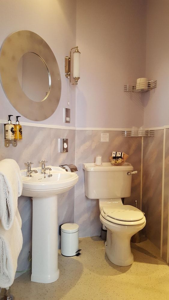 Hotel Ceilidh-donia Standard Double Room, Ensuite 9