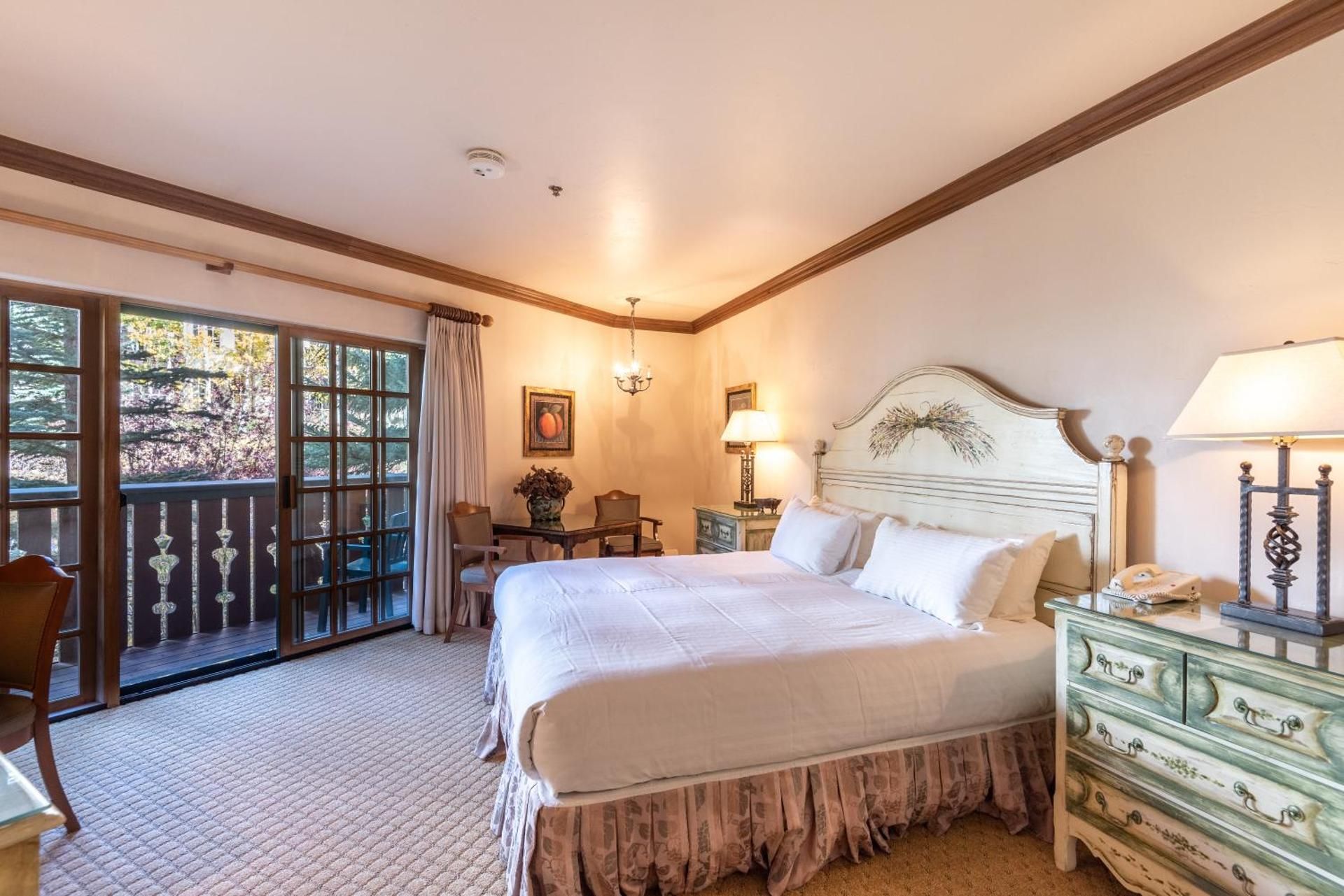 Riverside King Room
