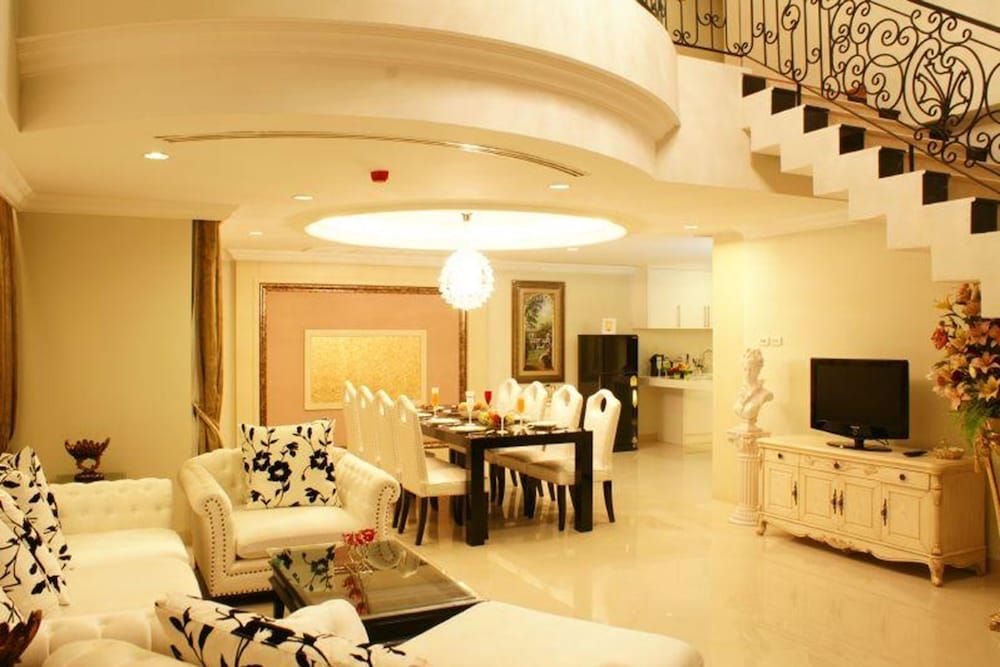 LK Legend Duplex, 3 Bedrooms 5