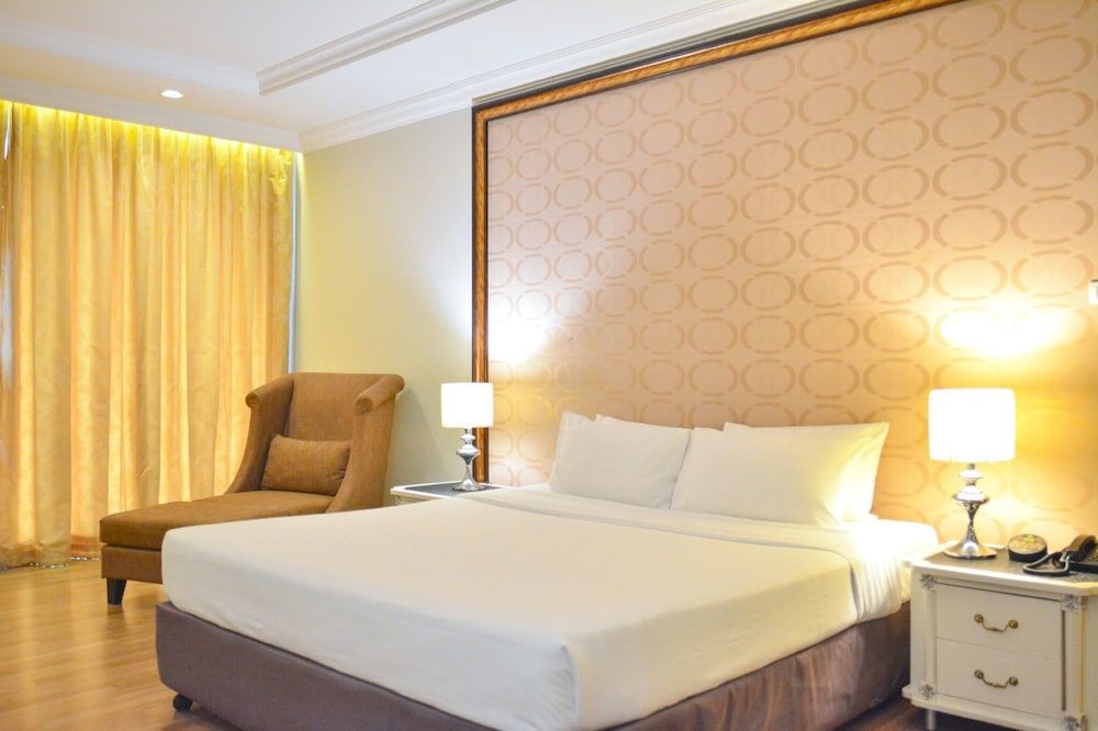 LK Legend Superior Room 4