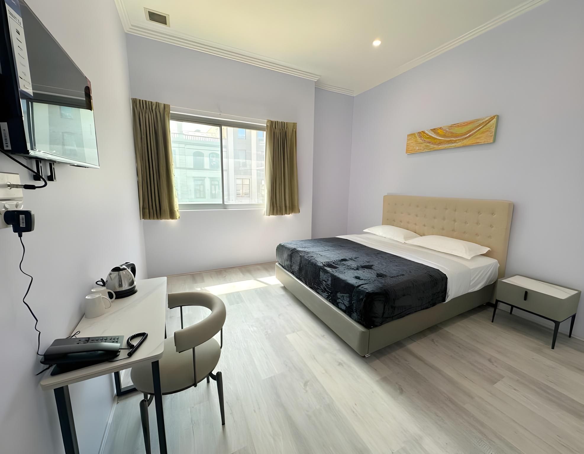 Deluxe King Room