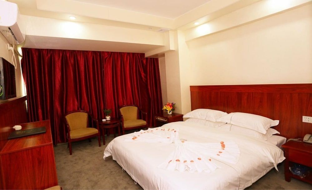 Junshan Hotel Deluxe Double Room 3