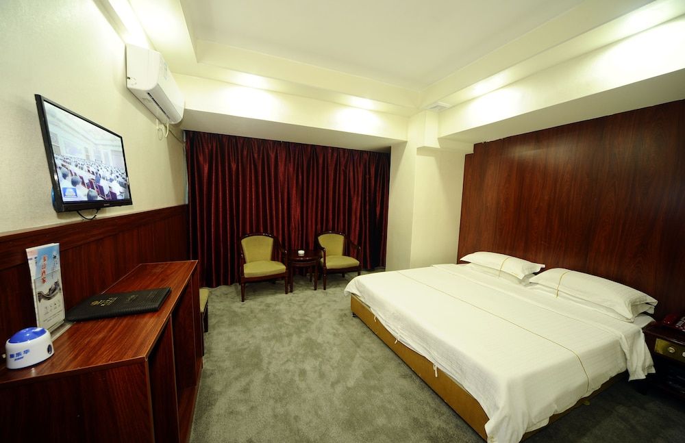 Junshan Hotel