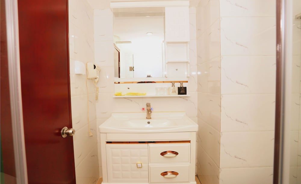 Junshan Hotel Deluxe Double Room 5