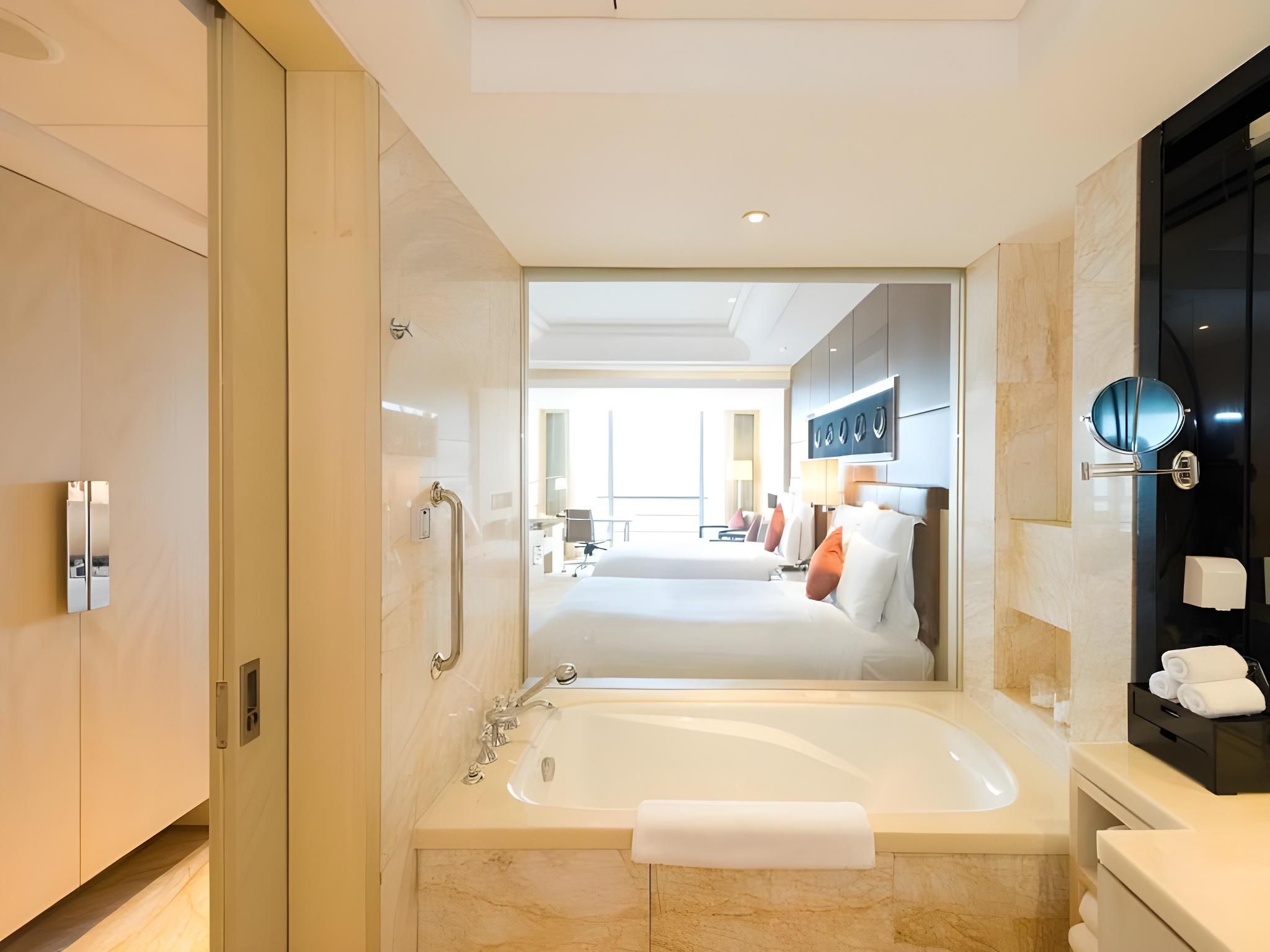 Guest room, King or Double