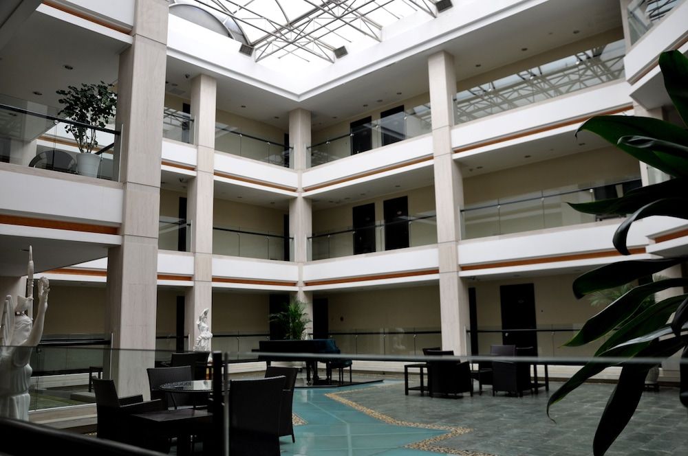 undefined King Garden Hotel 4