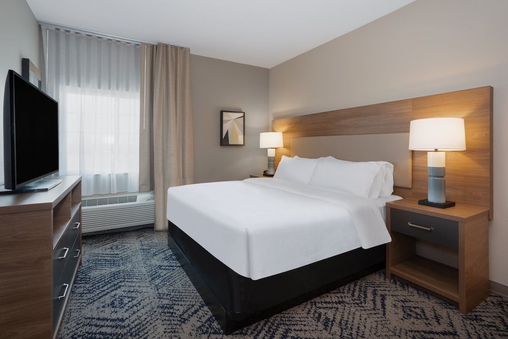 Suite, 1 Bedroom, Kitchen (Living Dining)