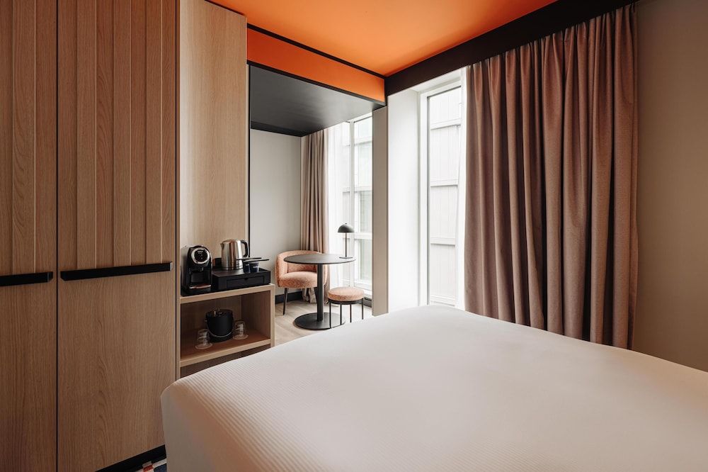 undefined DoubleTree by Hilton Amsterdam Centraal Station 5