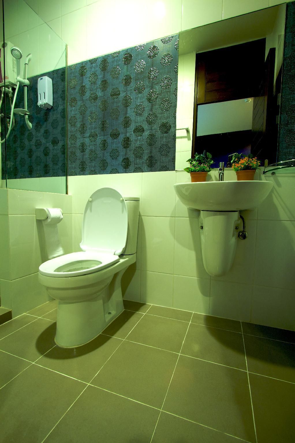 undefined Ds67 Suites 7