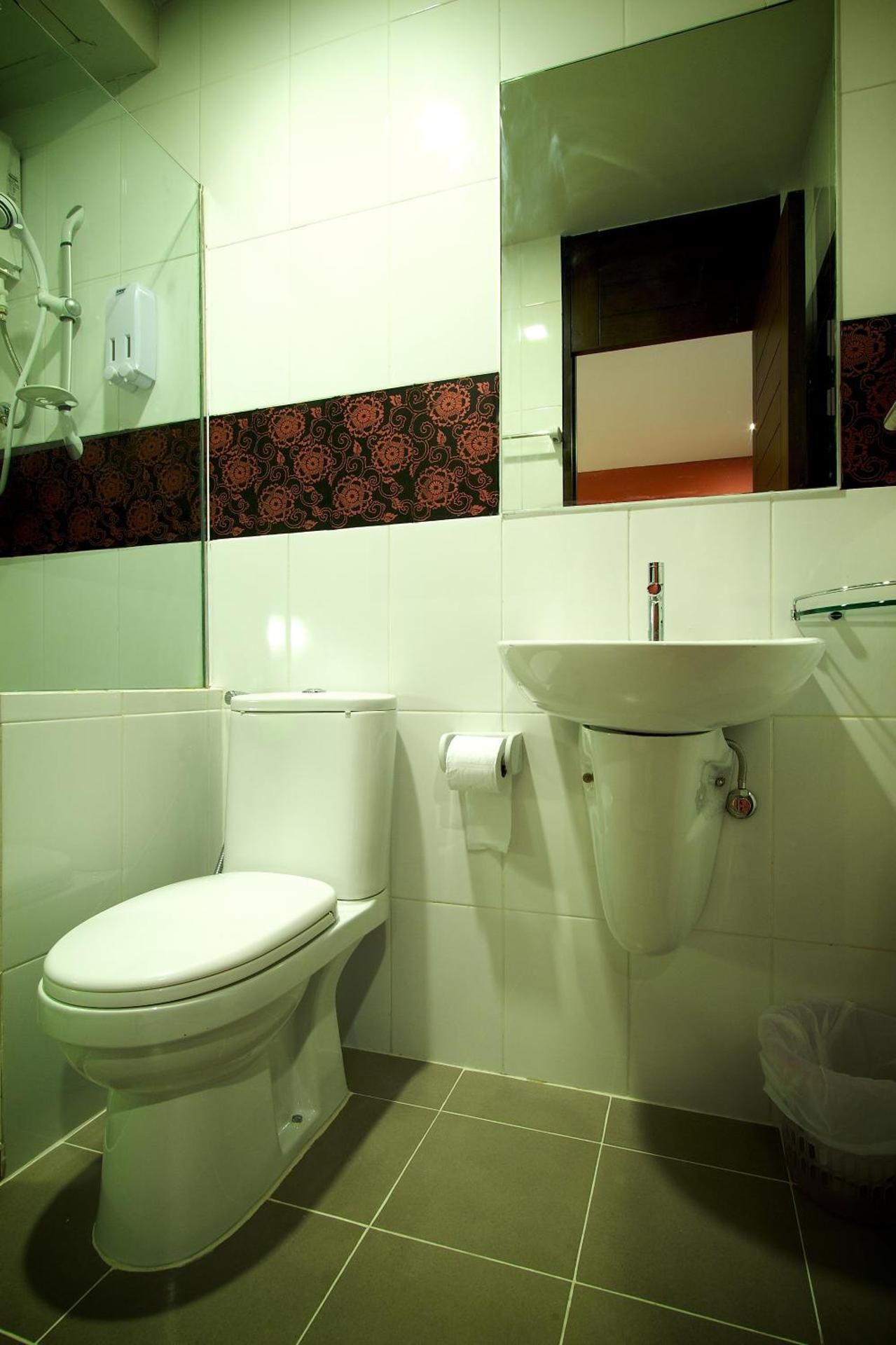 undefined Ds67 Suites 8