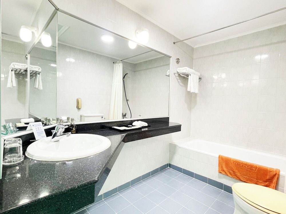 undefined Bat Dat Hotel 8