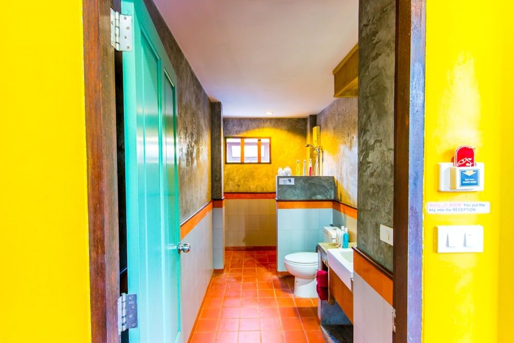 Deluxe Room, Pool View