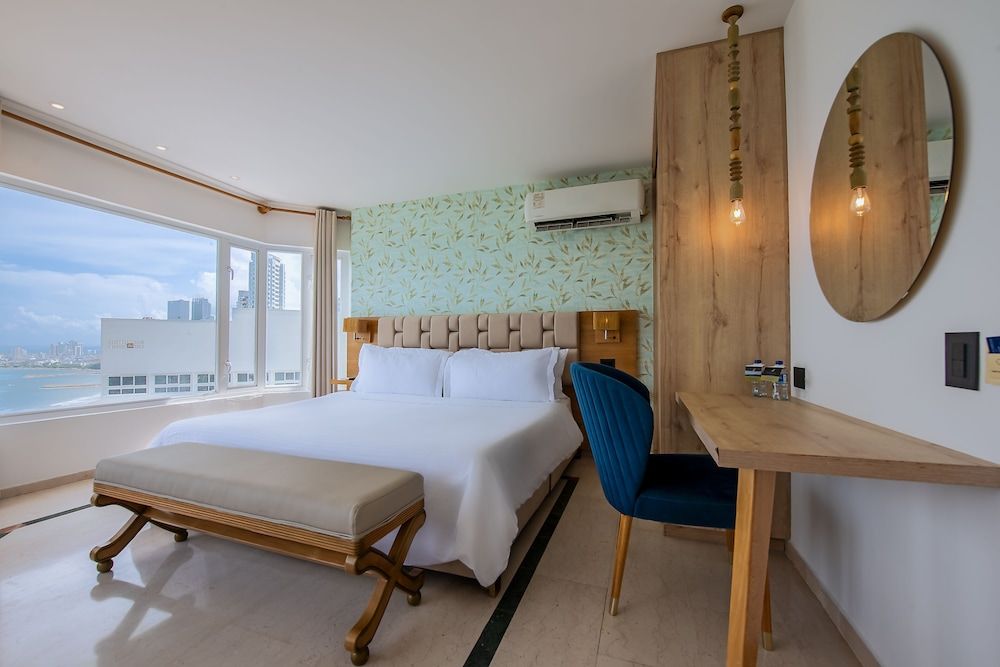 Deluxe Room, Ocean View