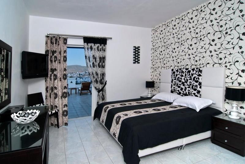 Deluxe Double Room with Terrace