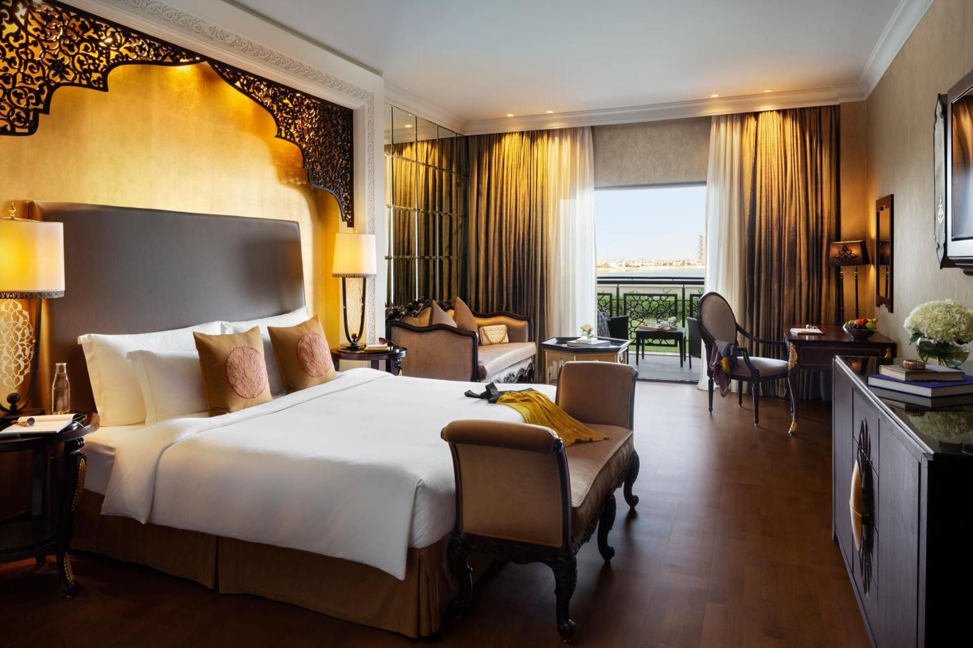 Superior King Room with Balcony, Kids & Teens Club & Private Cinema