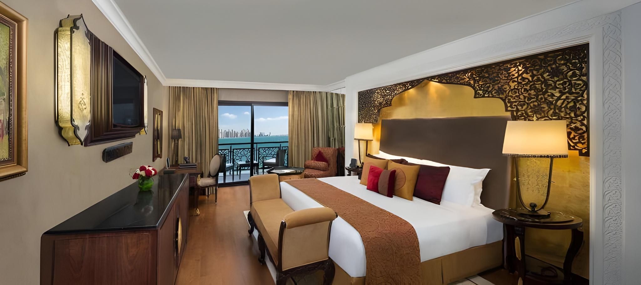 Deluxe King Sea View