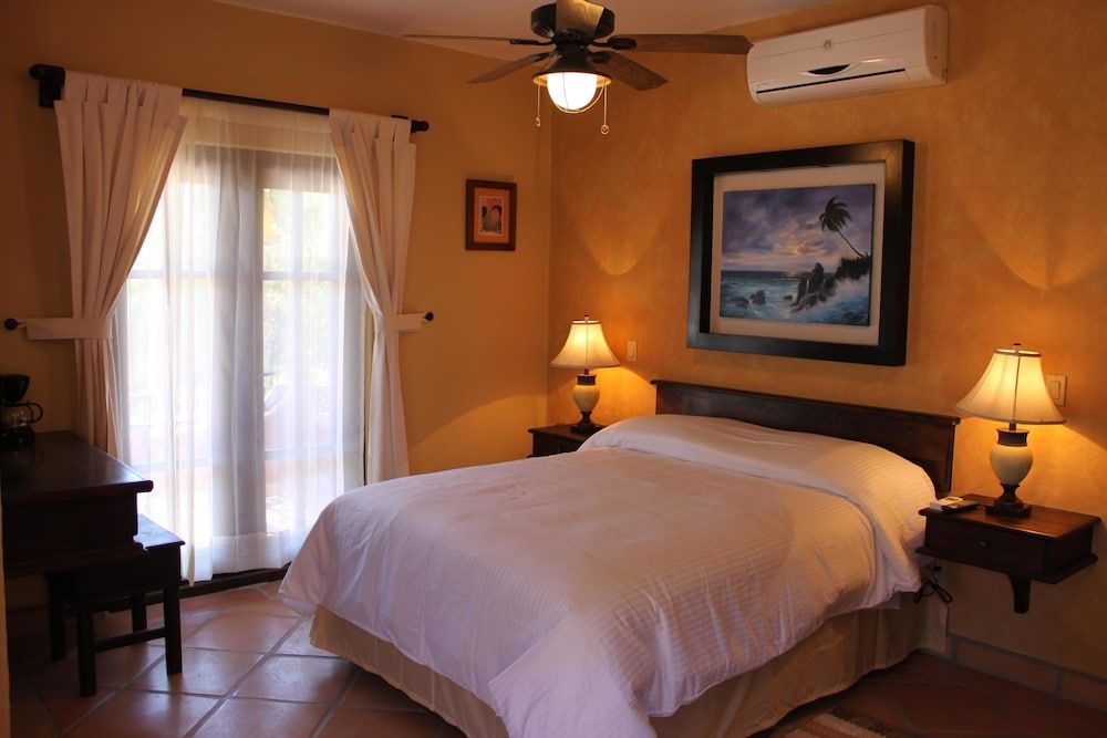 Suite King Bed, Balcony, Terrace, Kitchenette, Upperfloor