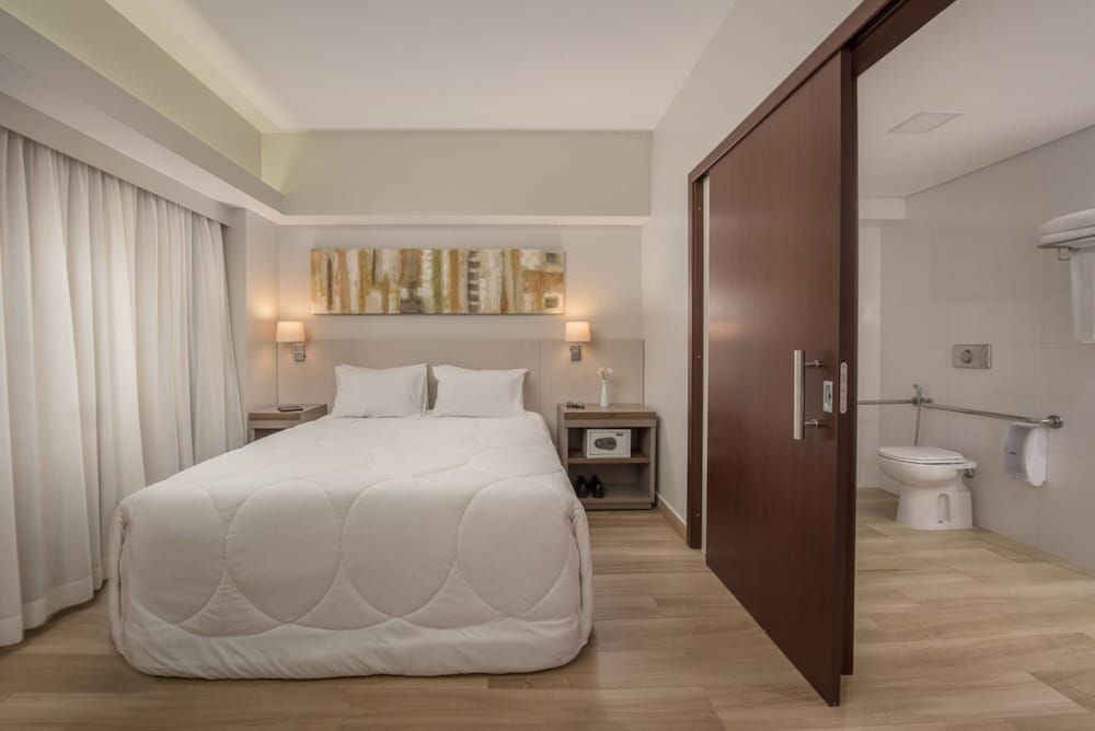 Superior Luxury PwD Disability Access - 1 Queen Bed