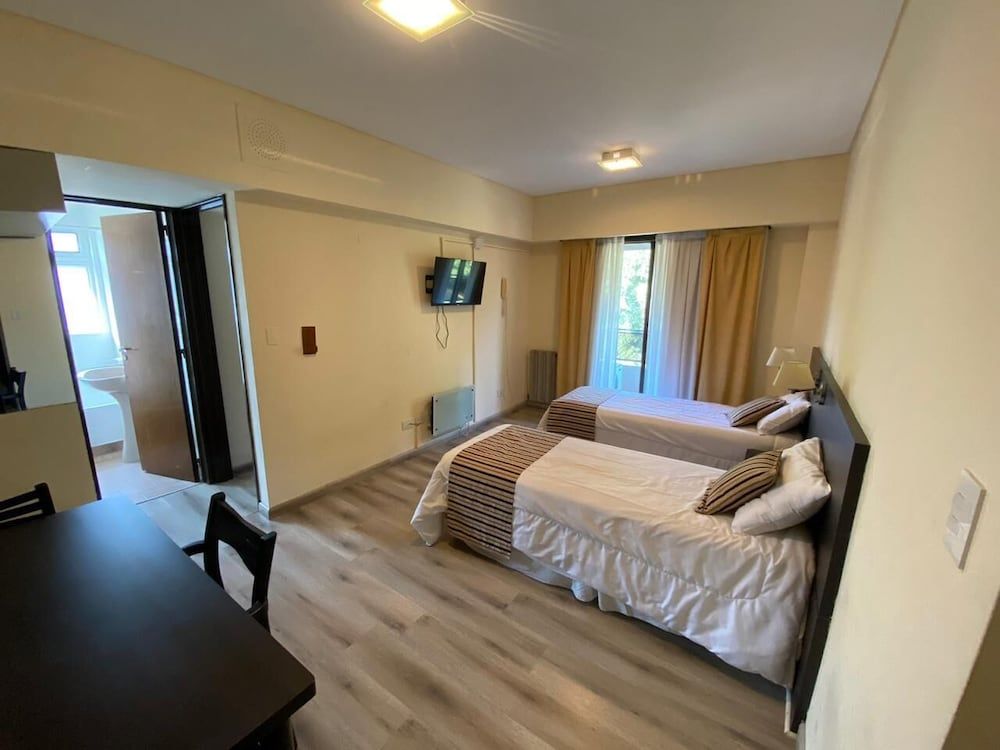 Golf Tower Suites & Apartments Family Apartment 5