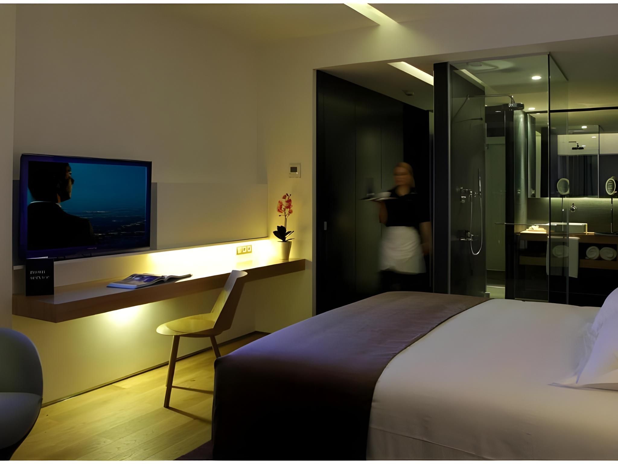 Deluxe Double Room (1-2 adults)