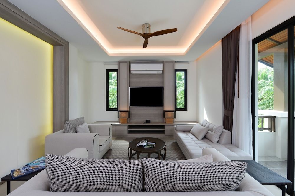 Tinidee Golf Resort Phuket Two Bedroom Suite Golf View 9