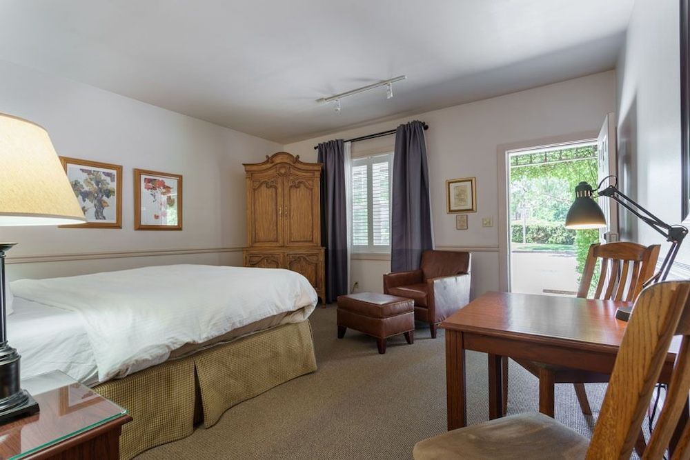 Accessible King Room