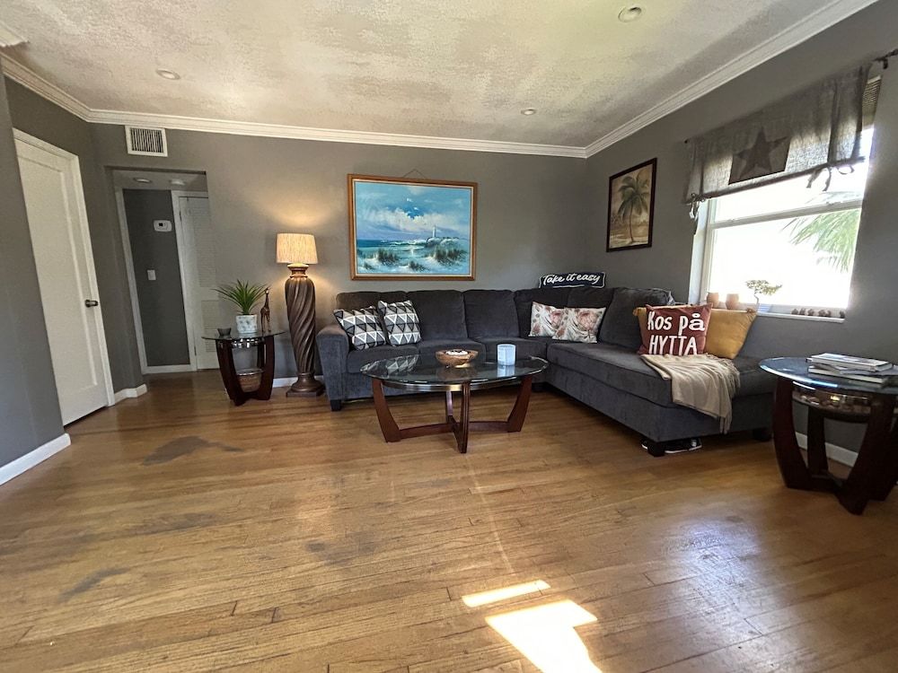 undefined Holiday Isle Yacht Club 4