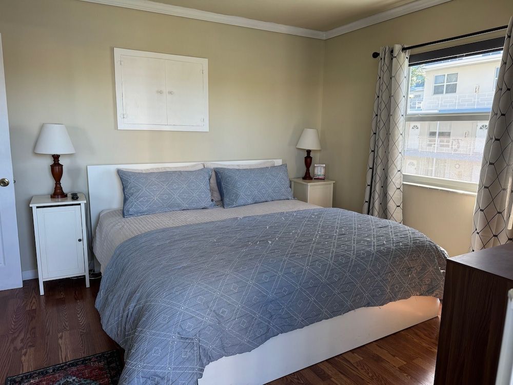 Apartment 29