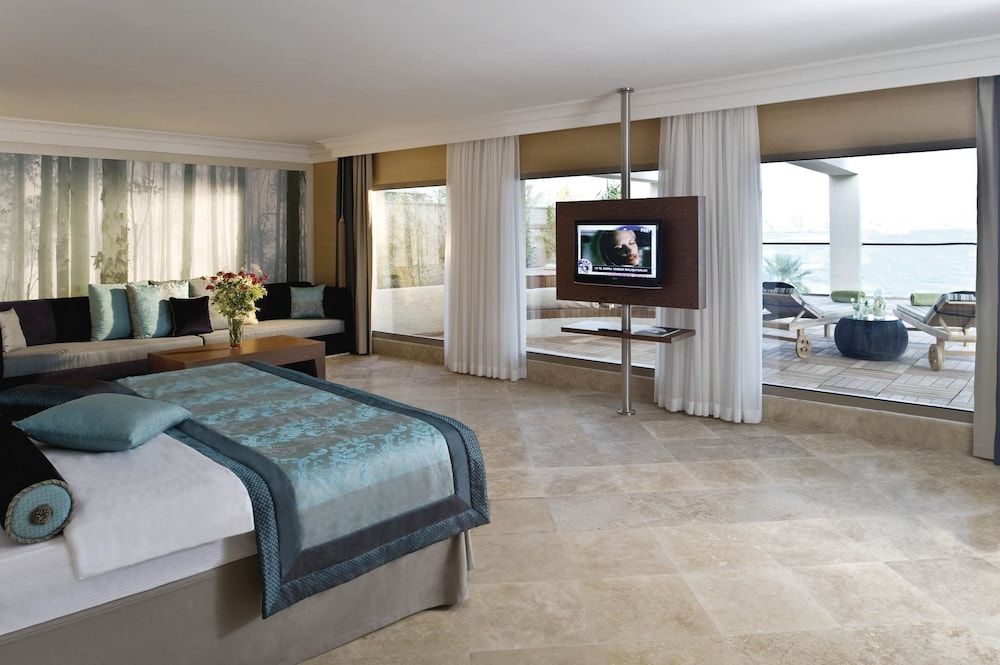 Terrace Suite