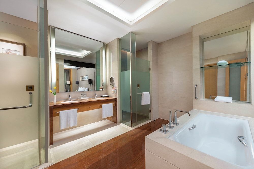 Suite, 1 Bedroom, River View (Dining Area, High Floor)