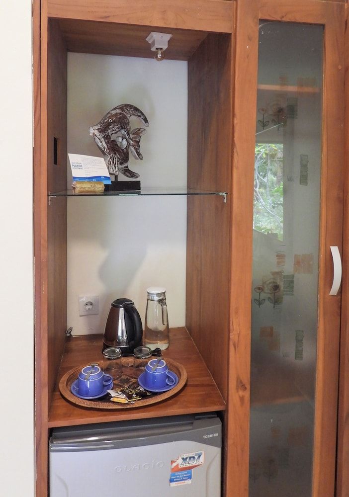 Puri Sari Beach Hotel Superior Twin Room 8