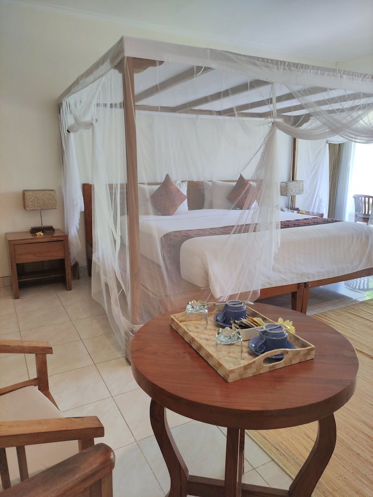 Puri Sari Beach Hotel Deluxe Double Room 3