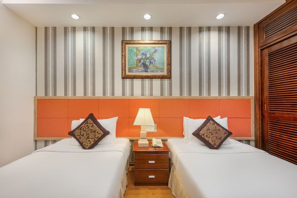 Sun River Hotel Standard Double or Twin Room, Non Smoking, No Windows 2