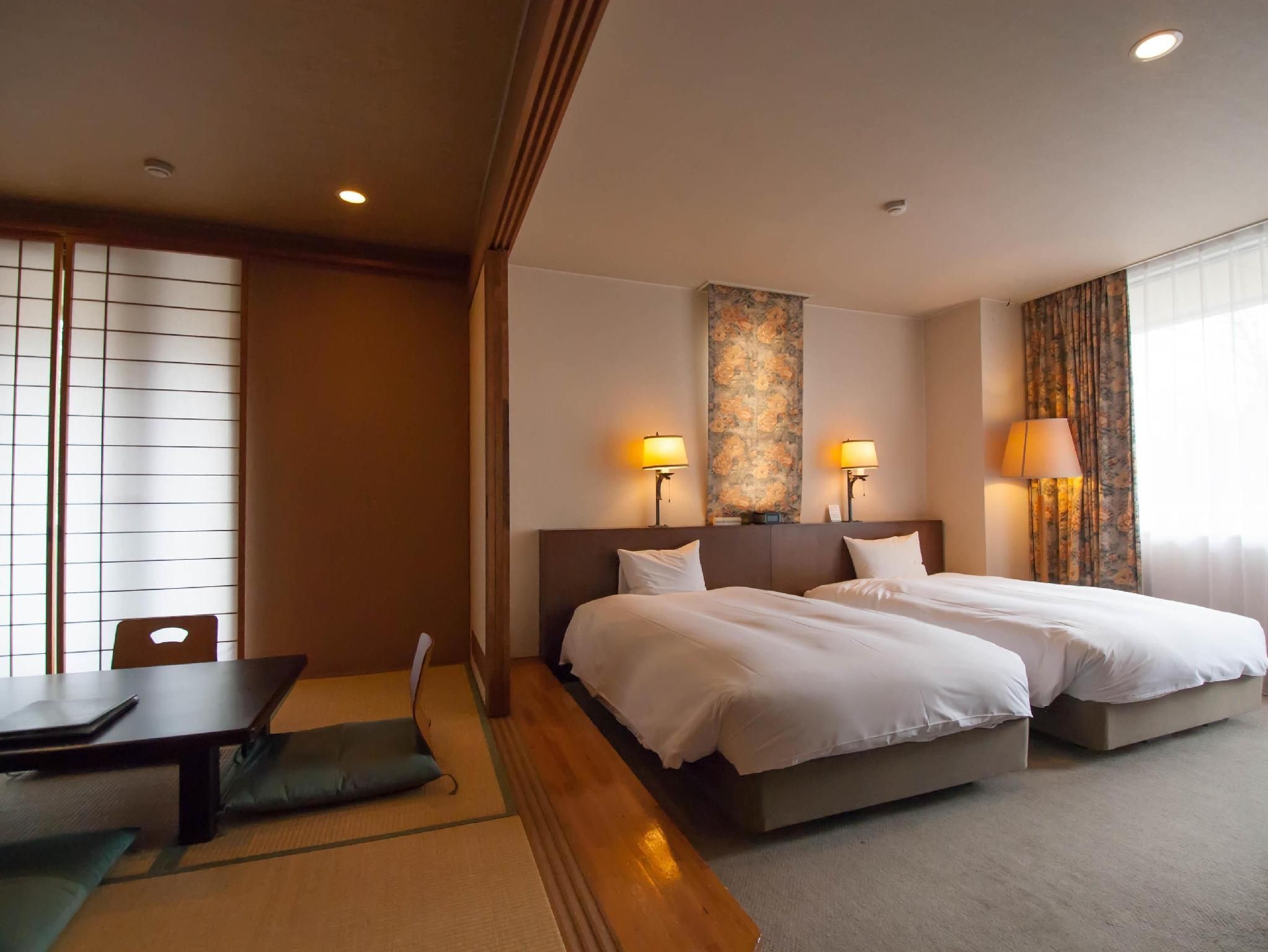 Japanese Western Style (4 persons only)