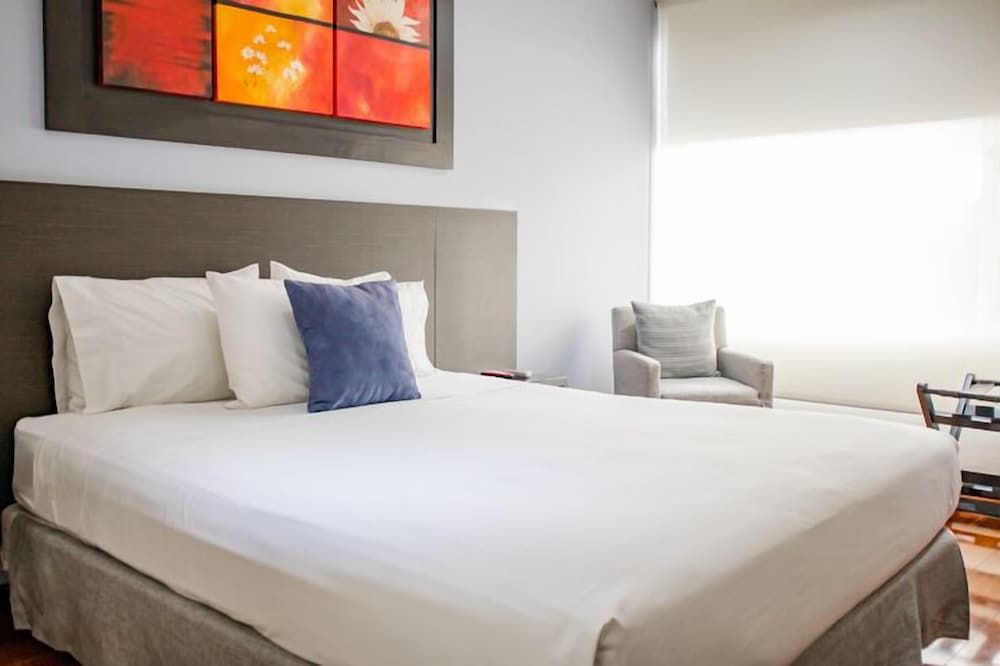 One Sixteen Hotel Standard Double Room, 1 Double Bed 10