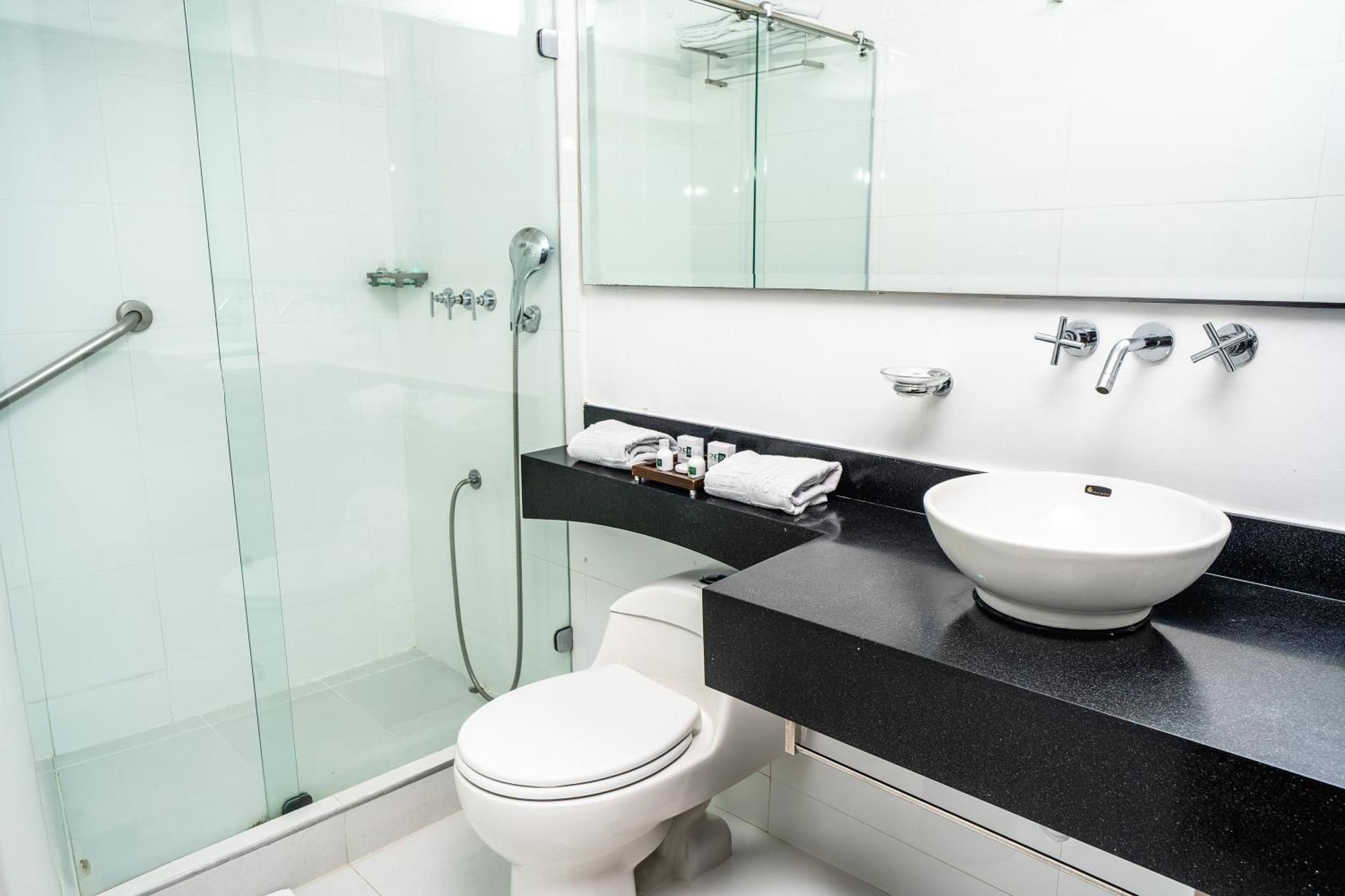 undefined One Sixteen Hotel 10