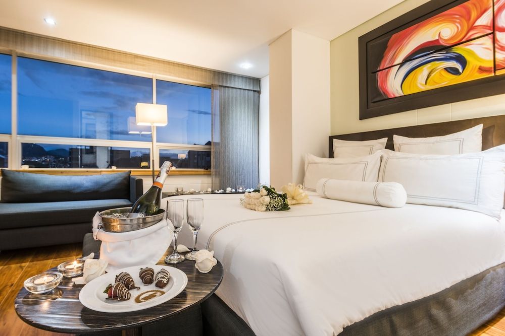 undefined One Sixteen Hotel 4