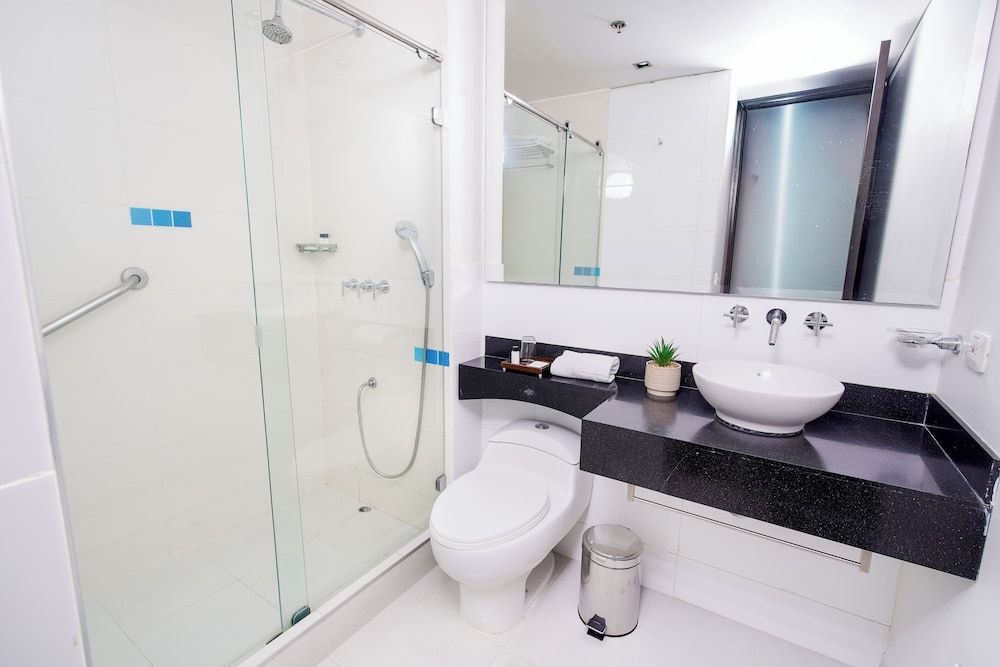 One Sixteen Hotel Standard Double Room, 1 Double Bed 11