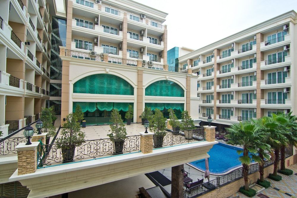 undefined LK Miracle Suite 2