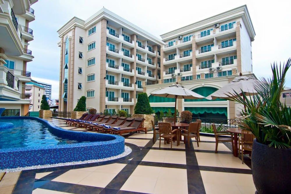 undefined LK Miracle Suite 4