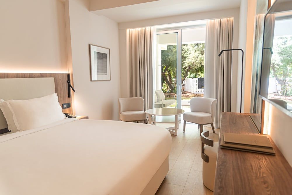 Superior Room, Garden View