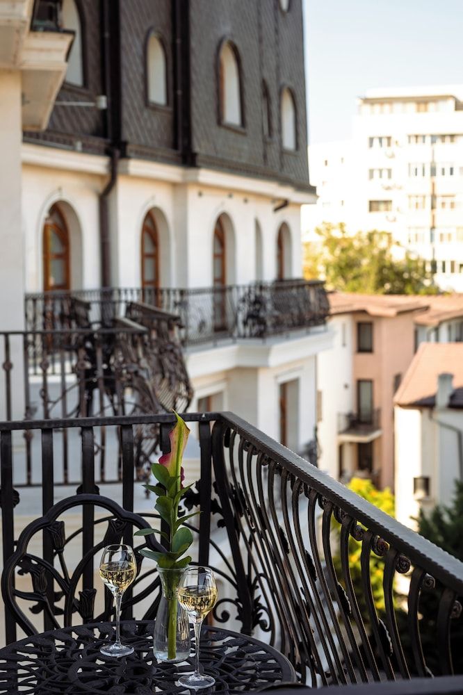 undefined Epoque Hotel 6