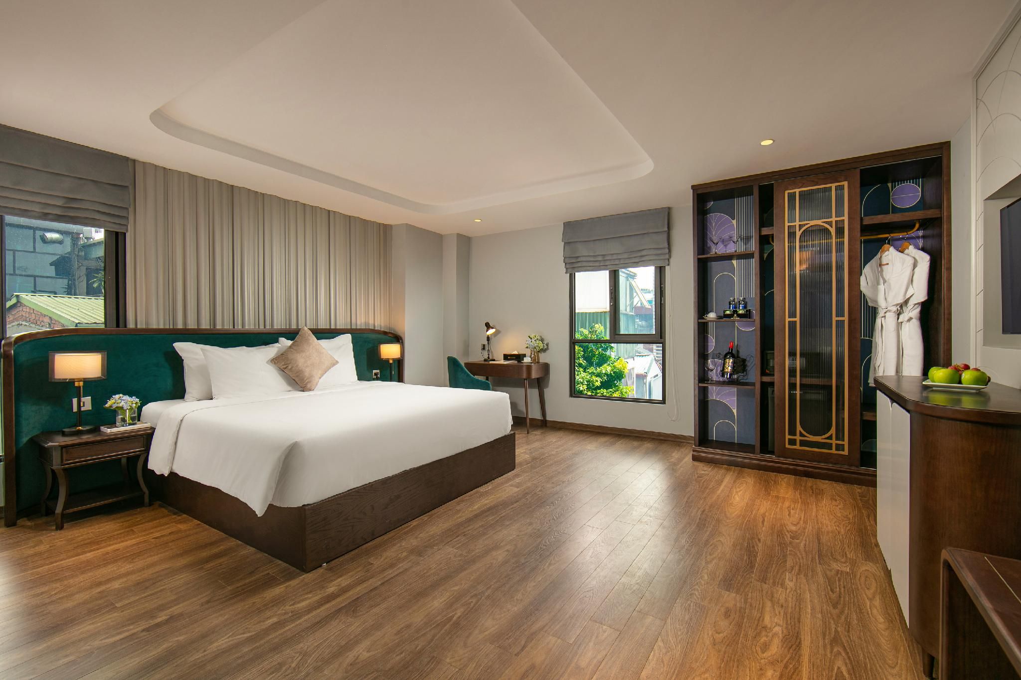 Premier City View Room