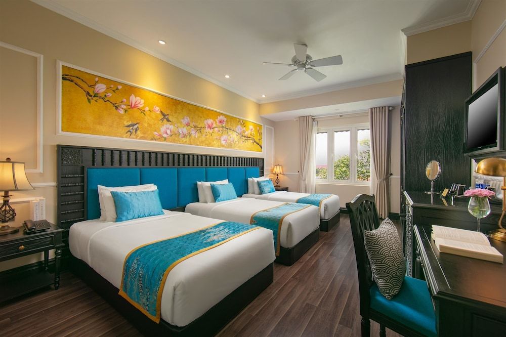 Family Connecting Room With Balcony & City View For 5 or 4 Pax
