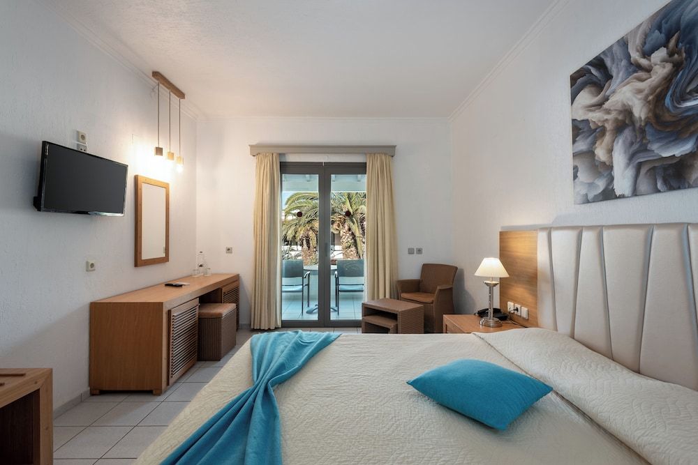 Annabelle Beach Resort - All Inclusive Standard Double Room