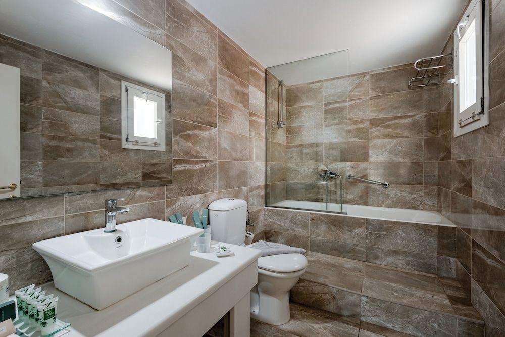 Annabelle Beach Resort - All Inclusive Villa 4