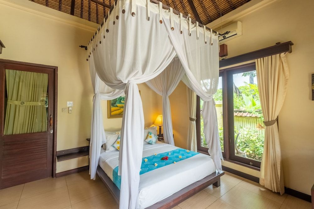 Anggrek Garden View Villa No.6