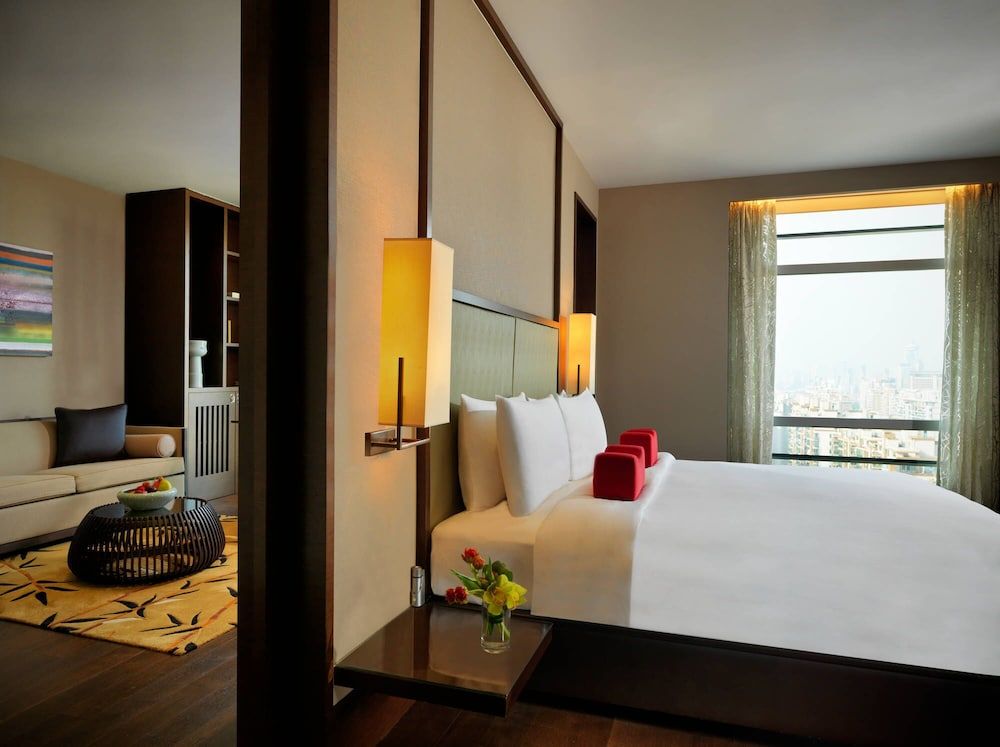 Grand Suite, 1 King Bed (Deluxe)
